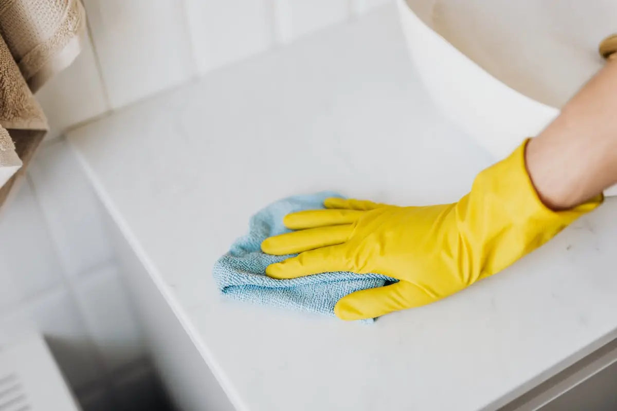 The Top Benefits of Using Organic Bathroom Cleaner for a Greener Home